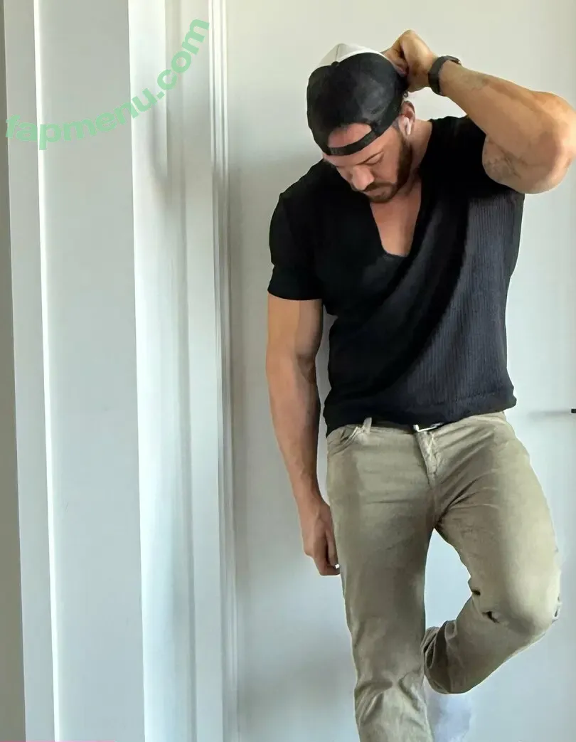 techflexdylan nude photo #0058 (techflexdylan)