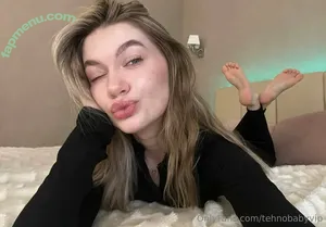  nude photo #0004