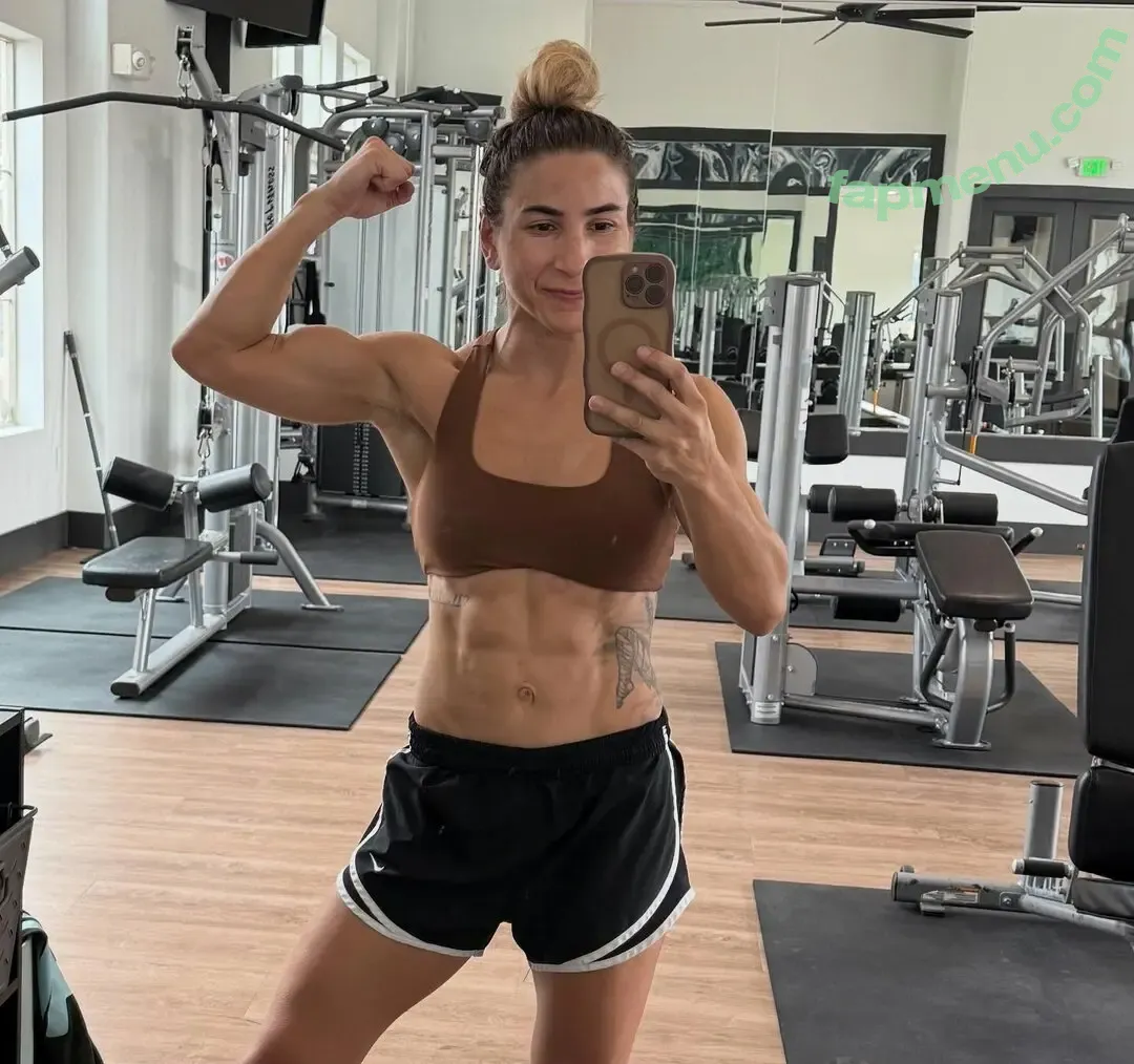 Tecia Pennington nude photo #0100 (UFC Fighter / teciatorres)