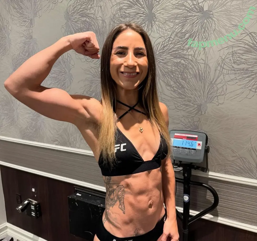 Tecia Pennington nude photo #0102 (UFC Fighter / teciatorres)