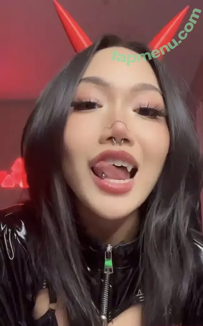 teeaap nude photo #0068 (Tiffany Dang / teapenny)