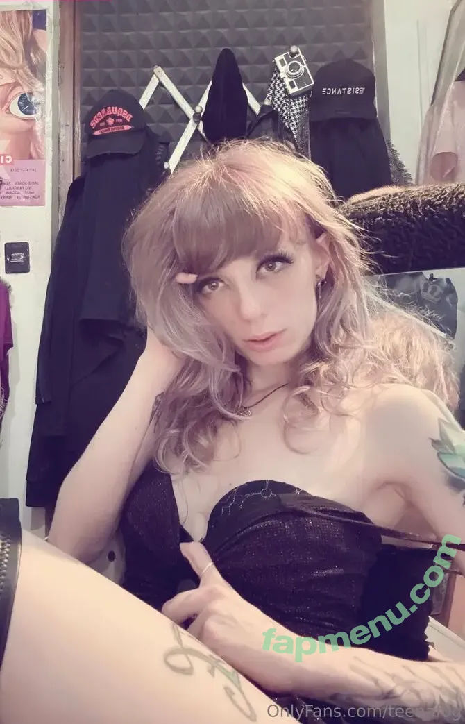 teenafog nude photo #0061 (teenafog)