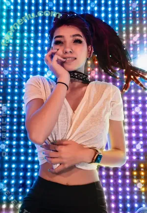 Tehtnica nude photo #0070