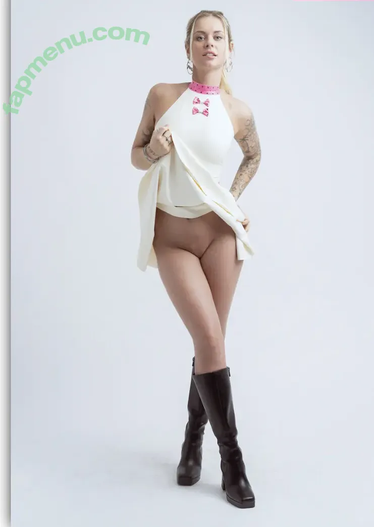 Teila Koumarova nude photo #0001 (Teila Koumarova)