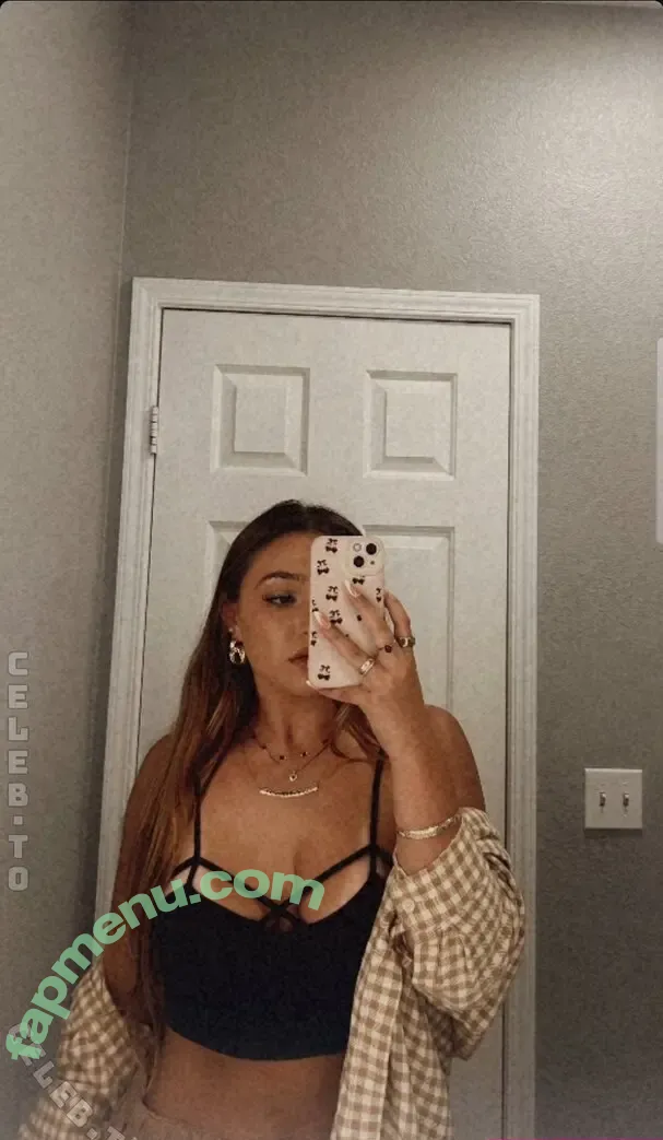 Teilor Grubbs nude photo #0159 (itsteilorgrubbs / teilorgrubbs)