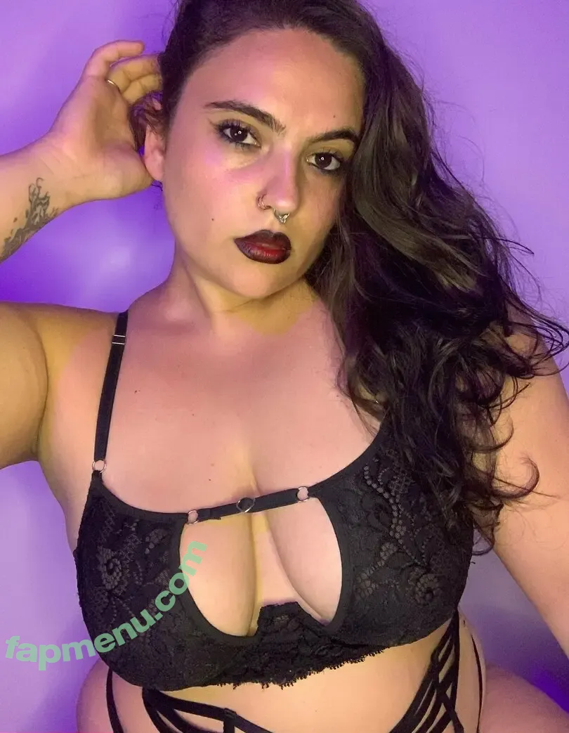 tellmegaia nude photo #0026 (thia.megia)