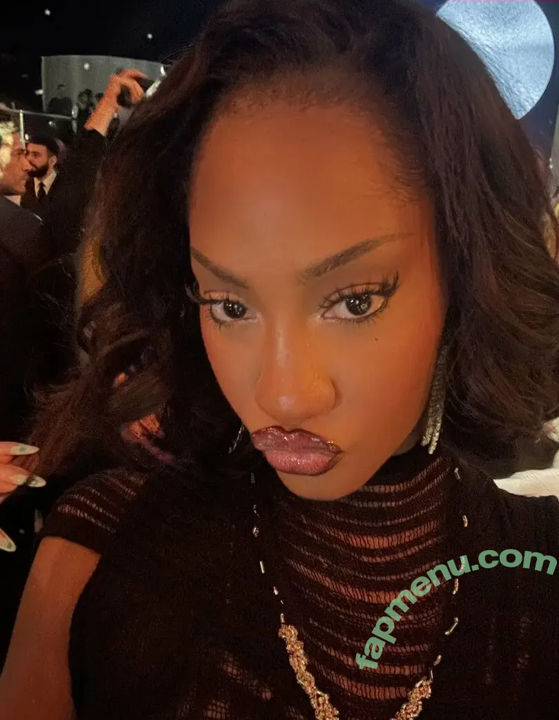 Tems nude photo #0031 (temsbaby / terms)