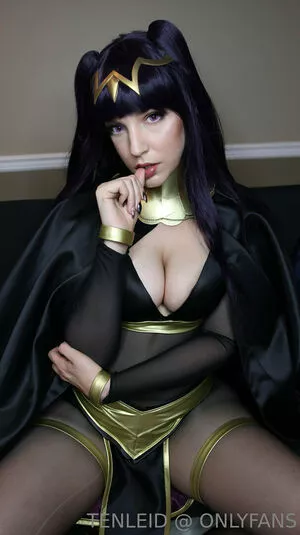 Tenleid nude photo #0324