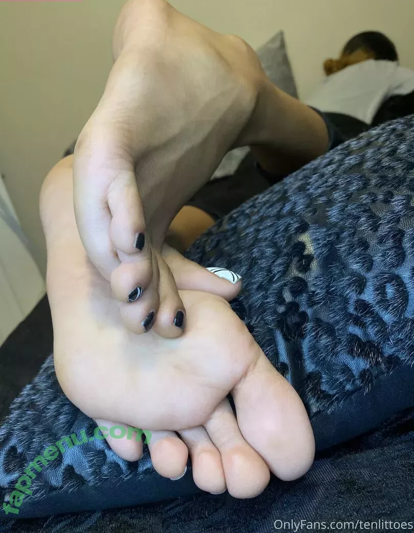 tenlittoes nude photo #0030 (_tenlittletoes_)