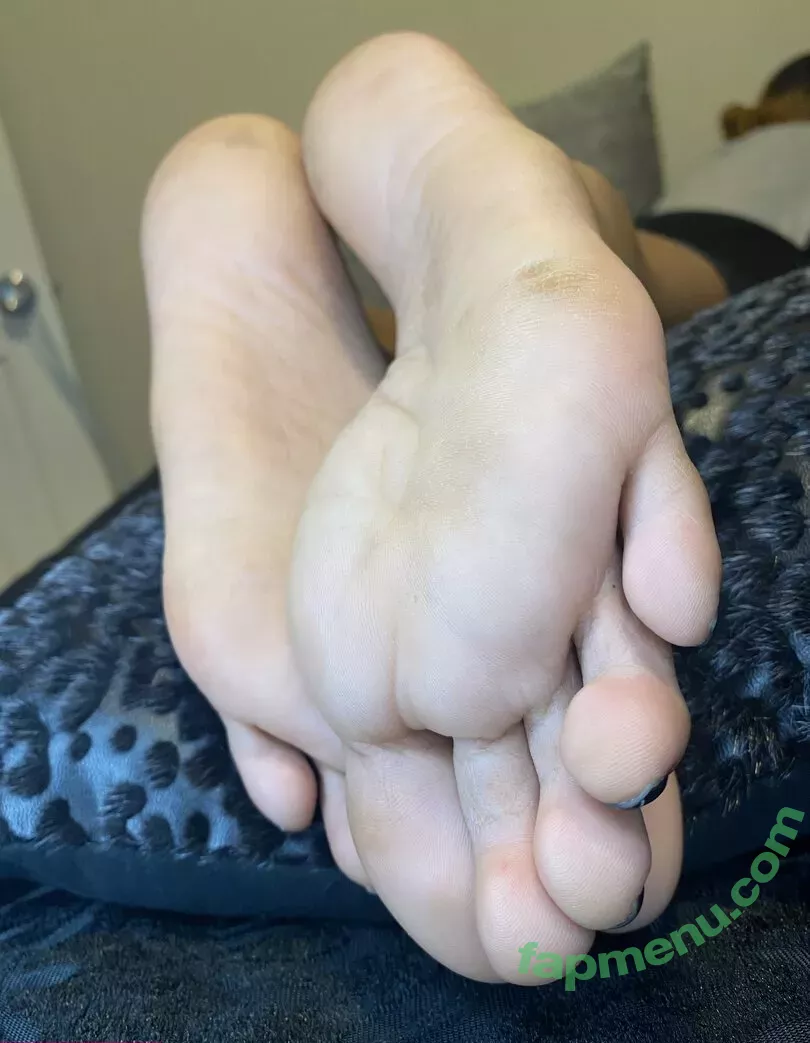 tenlittoes nude photo #0049 (_tenlittletoes_)