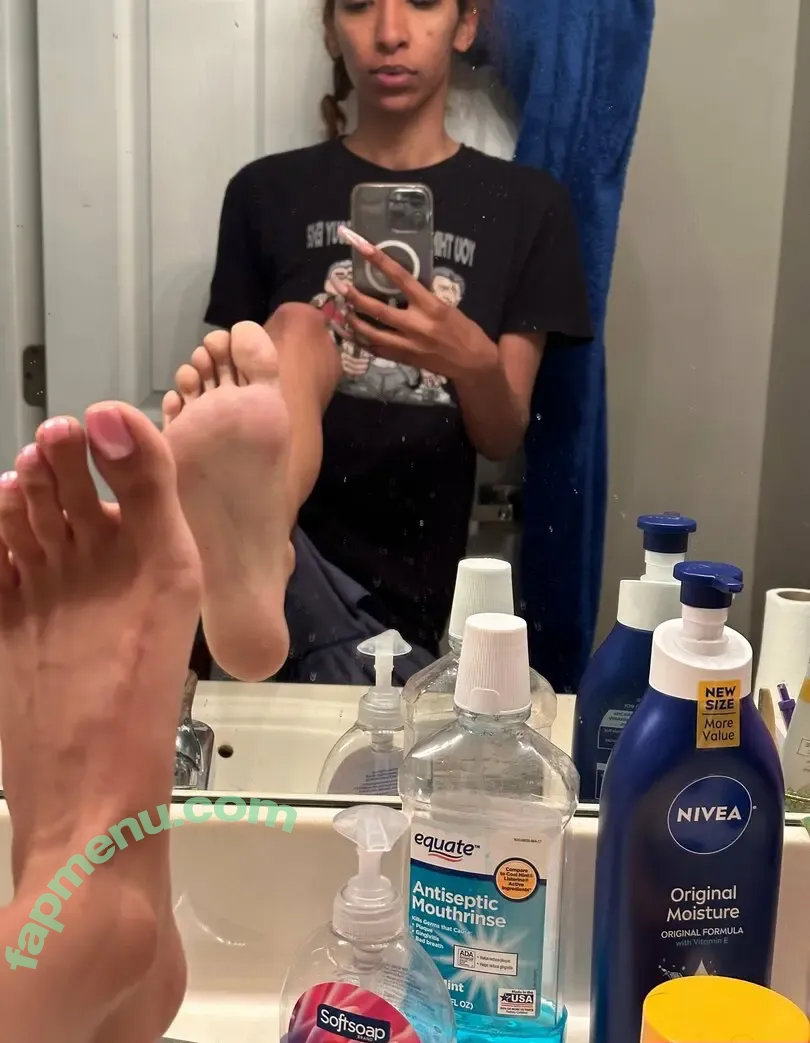 tenlittoes nude photo #0177 (_tenlittletoes_)