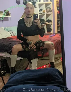  nude photo #0009
