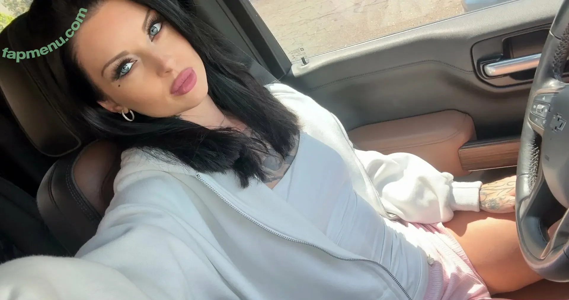 terawinters nude photo #0036 (greengajean)