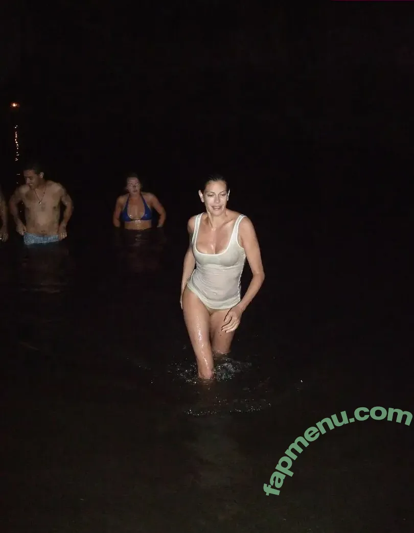Teri Hatcher nude photo #0213 (officialterihatcher)