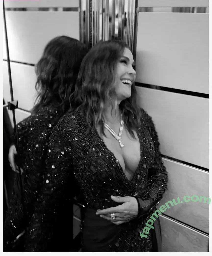 Teri Hatcher nude photo #0217 (officialterihatcher)