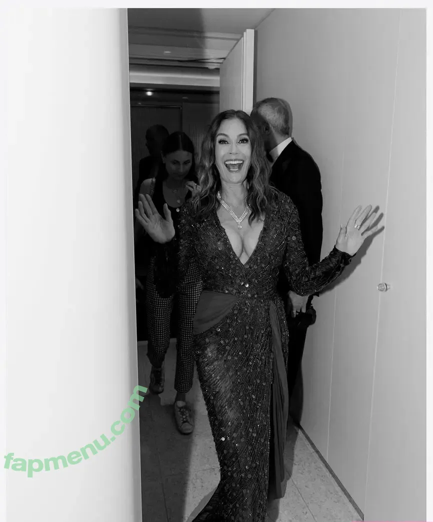 Teri Hatcher nude photo #0219 (officialterihatcher)