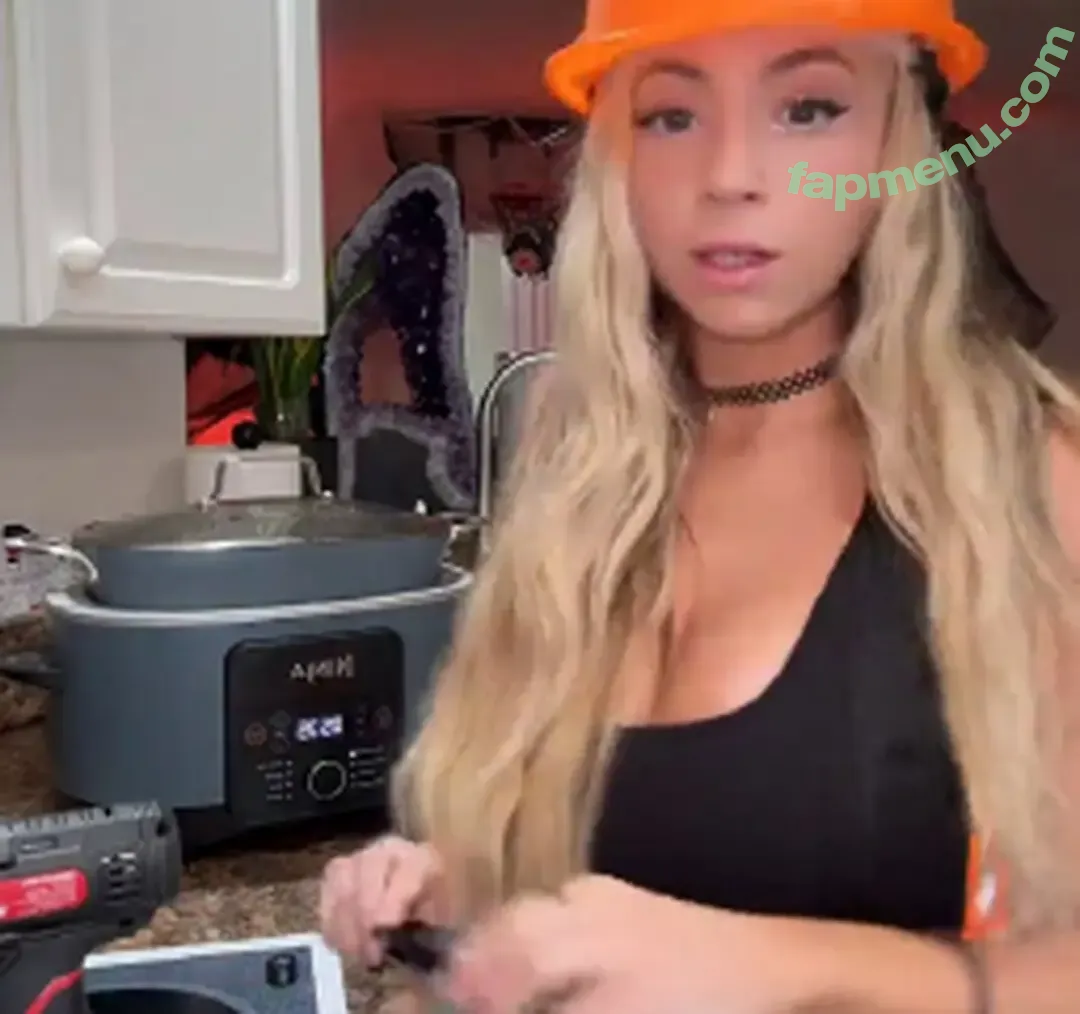 Terika333 nude photo #0005 (Terika333)