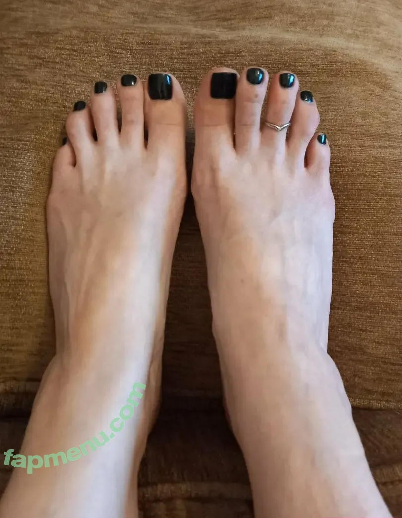terristoesuk nude photo #0014 (terris_toes)