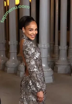 Tessa Thompson / tessamaethompson / tessathompsonx nude photo #0132