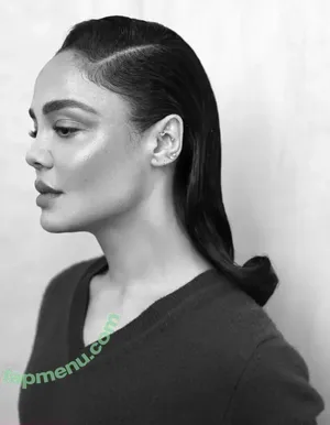 Tessa Thompson / tessamaethompson / tessathompsonx nude photo #0165