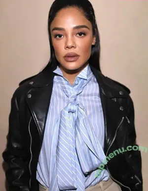 Tessa Thompson / tessamaethompson / tessathompsonx nude photo #0168