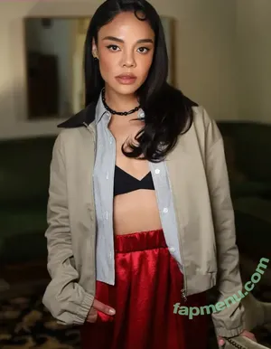 Tessa Thompson / tessamaethompson / tessathompsonx nude photo #0183