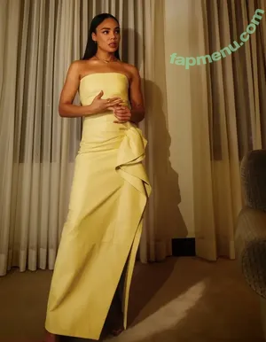 Tessa Thompson / tessamaethompson / tessathompsonx nude photo #0185