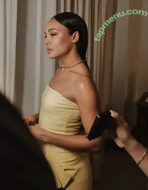 Tessa Thompson / tessamaethompson / tessathompsonx nude photo #0187