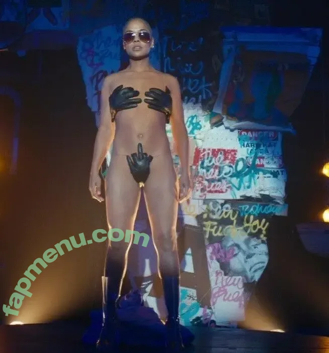 Tessa Thompson nude photo #0092 (tessamaethompson)