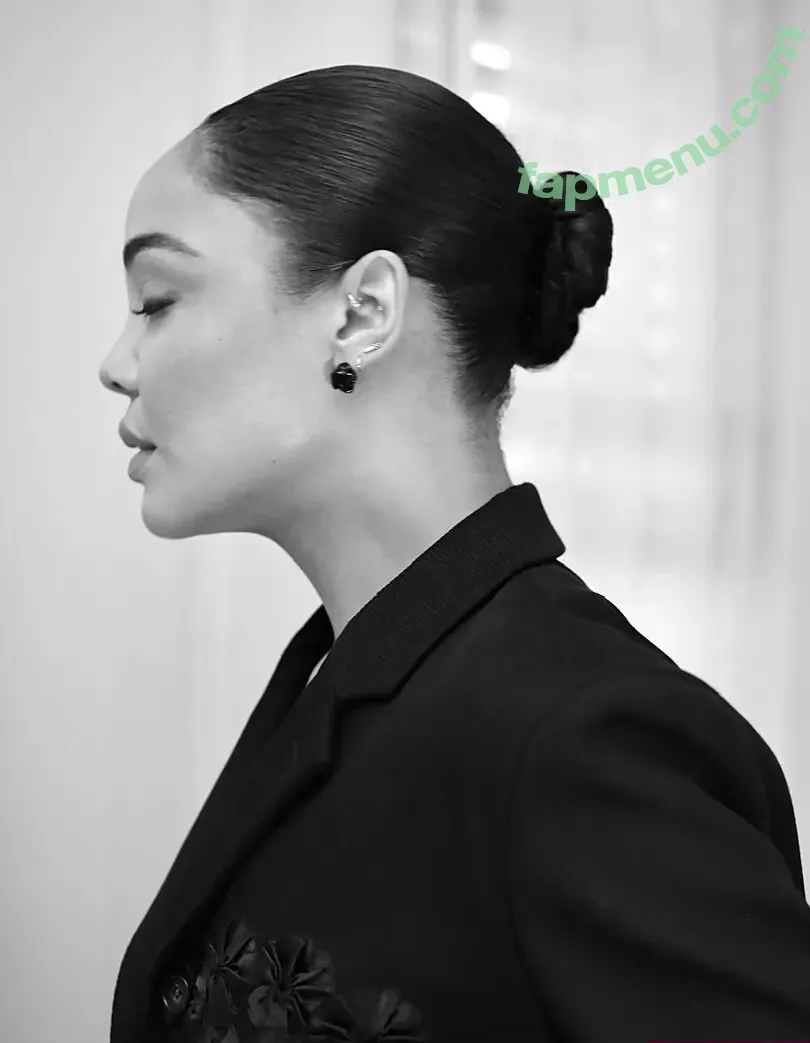 Tessa Thompson nude photo #0172 (tessamaethompson / tessathompsonx)