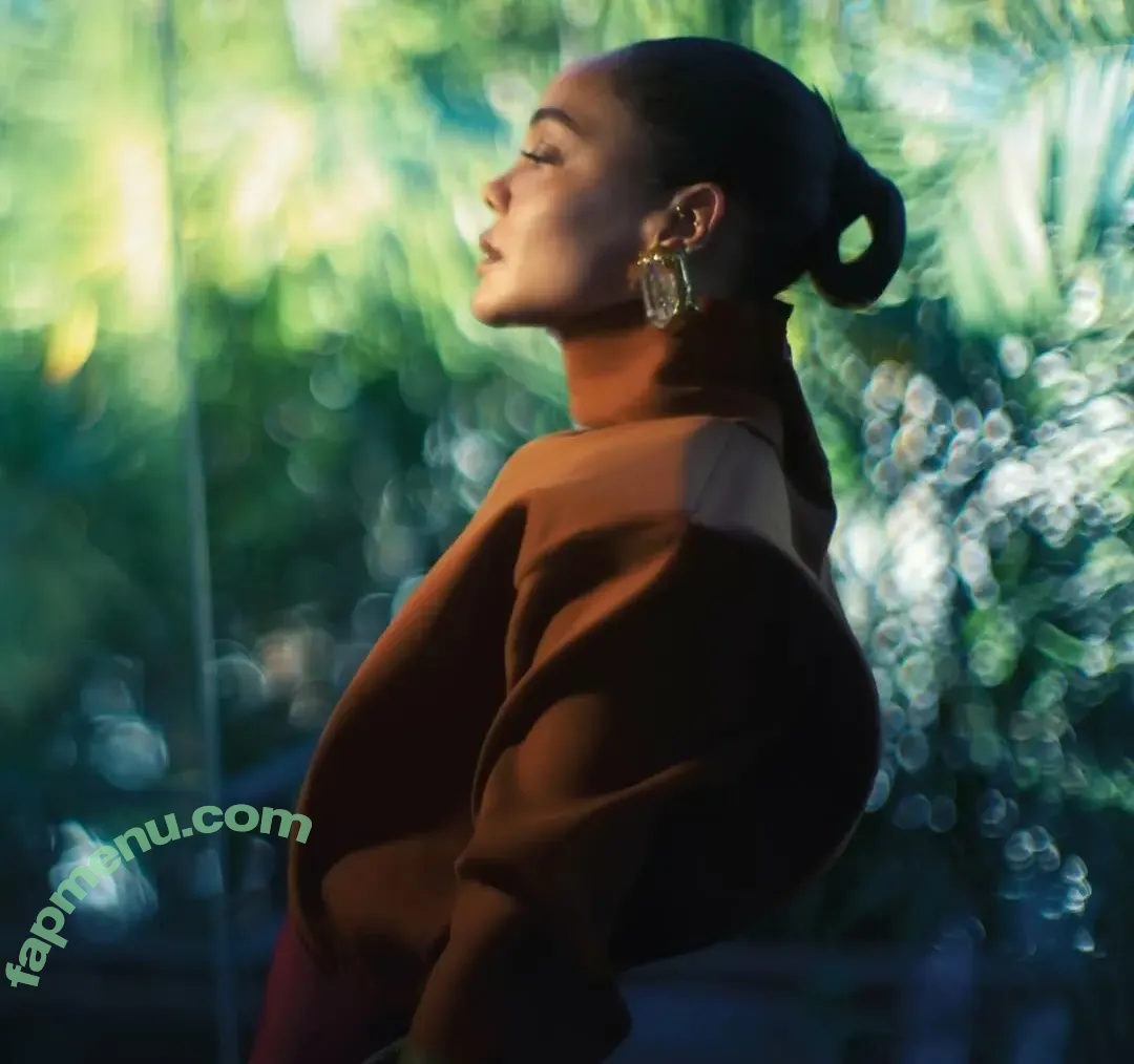 Tessa Thompson nude photo #0195 (tessamaethompson / tessathompsonx)