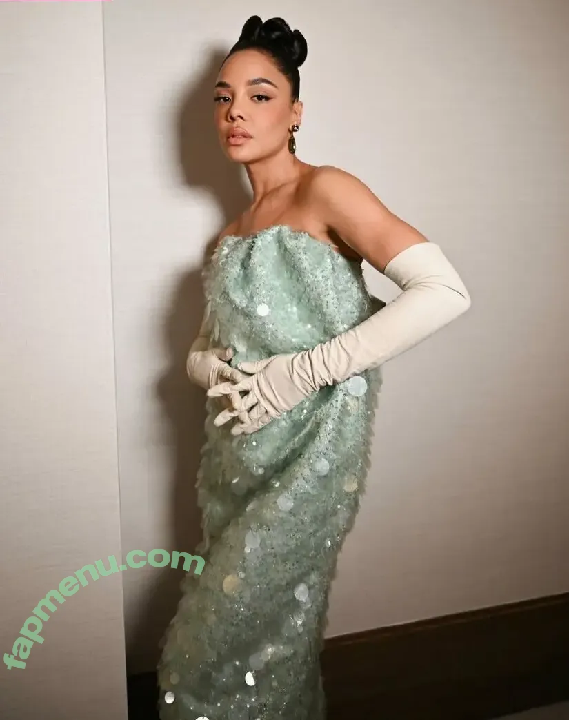 Tessa Thompson nude photo #0206 (tessamaethompson / tessathompsonx)