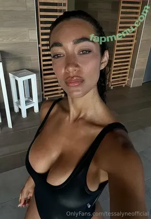 tessalyneofficial / tessa_rae_evelyn nude photo #0007