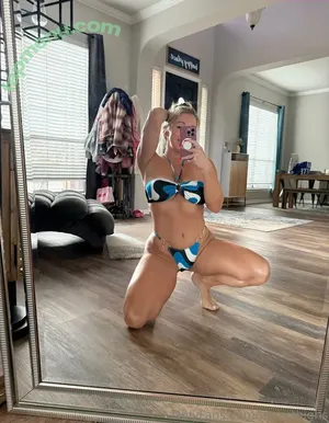  nude photo #0001