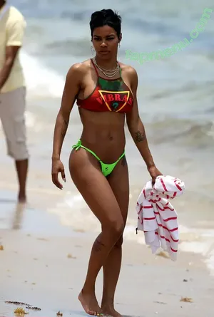Teyana Taylor / TEYANATAYLOR nude photo #0303