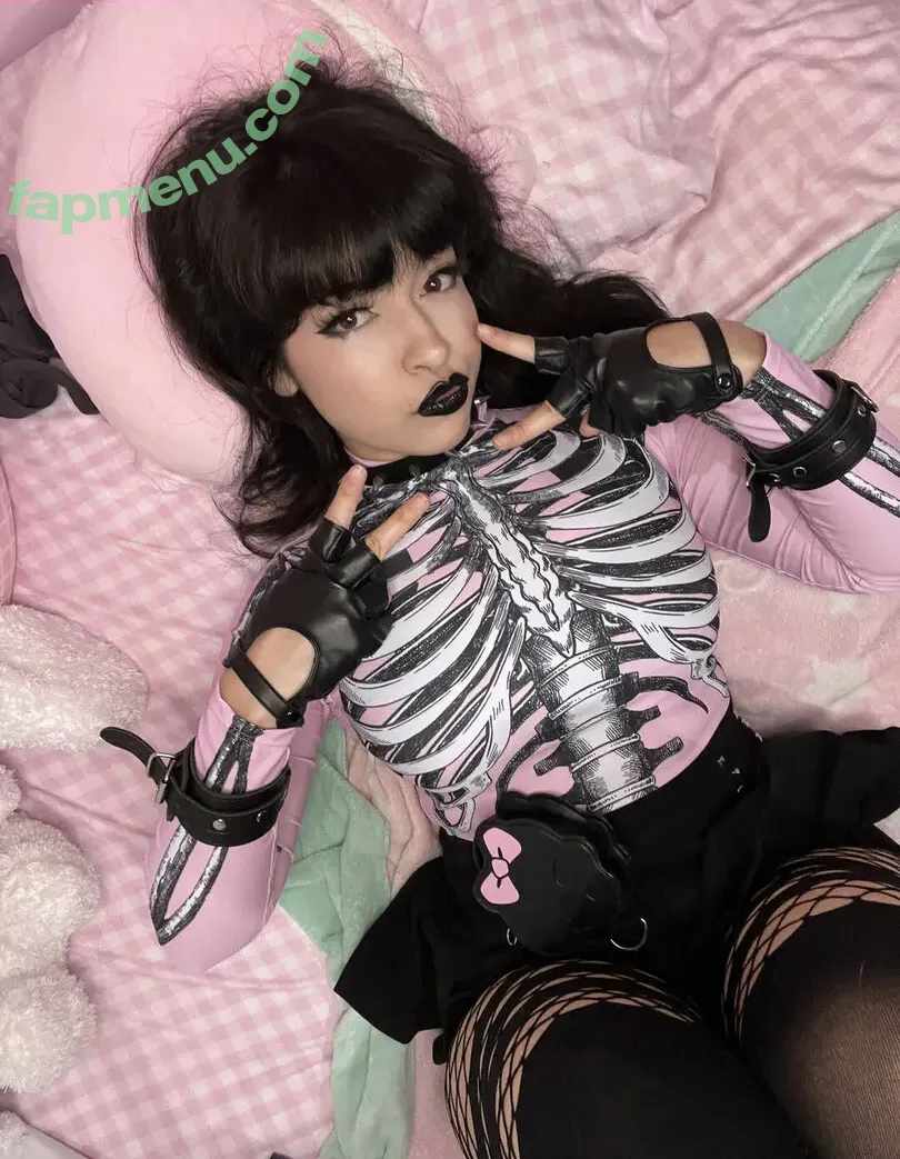 th3bunni3x nude photo #0045 (Lola)