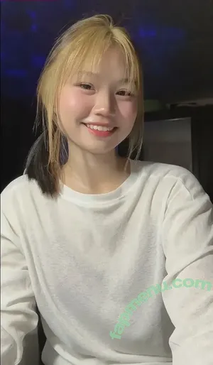 Thai Girls ???????? / best.thai.girls nude photo #0295