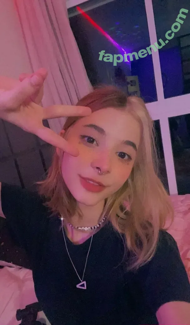 Thaiga nude photo #0256 (loud_thaiga)