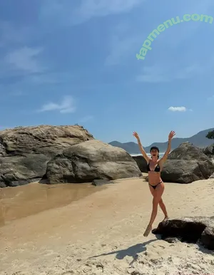 Thaila Ayala / thailaayala nude photo #0054