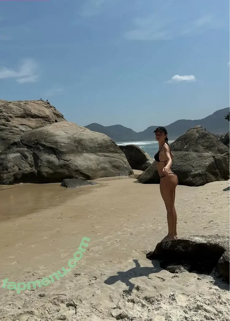 Thaila Ayala nude photo #0053 (thailaayala)