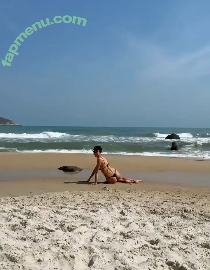Thaila Ayala nude photo #0060 (thailaayala)