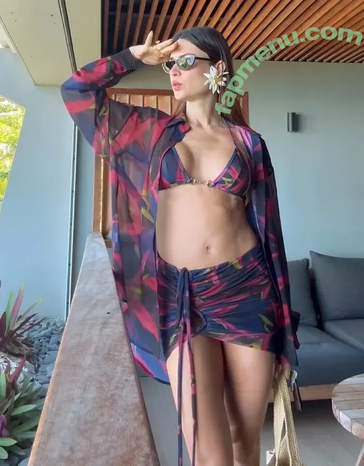 Thaila Ayala nude photo #0093 (thailaayala)