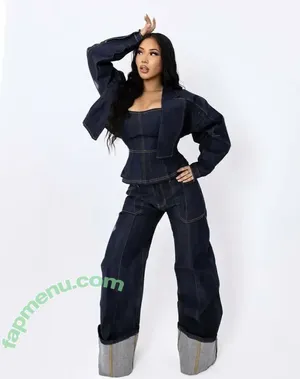 Thailiian / Jennifer Tran nude photo #0275