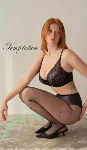 Thali Bouchard / sexychubbybuns / thalibouchard nude photo #0075