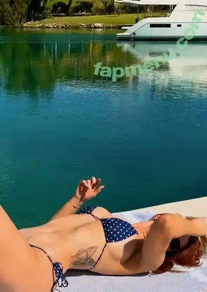 Thali Bouchard / sexychubbybuns / thalibouchard nude photo #0112