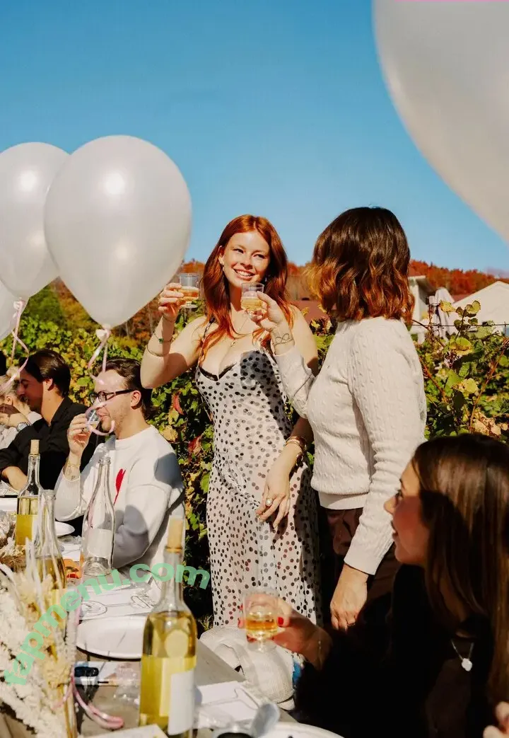 Thali Bouchard nude photo #0087 (sexychubbybuns / thalibouchard)