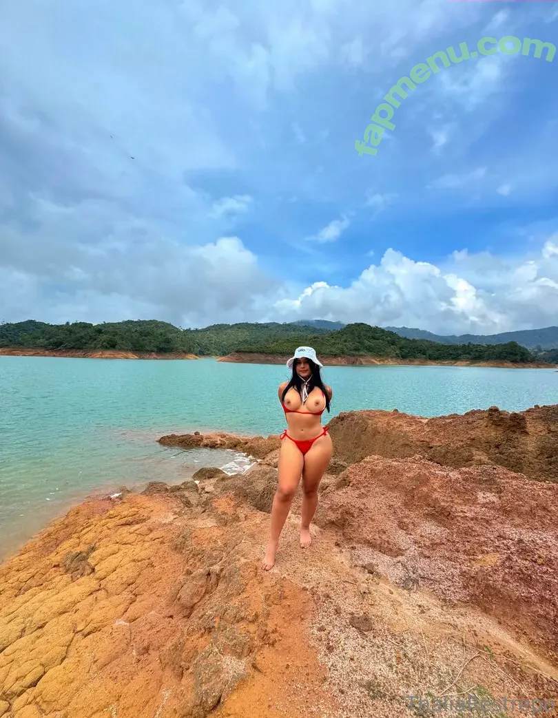 thaliarestrepo nude photo #0032 (thaliarestrepo_)