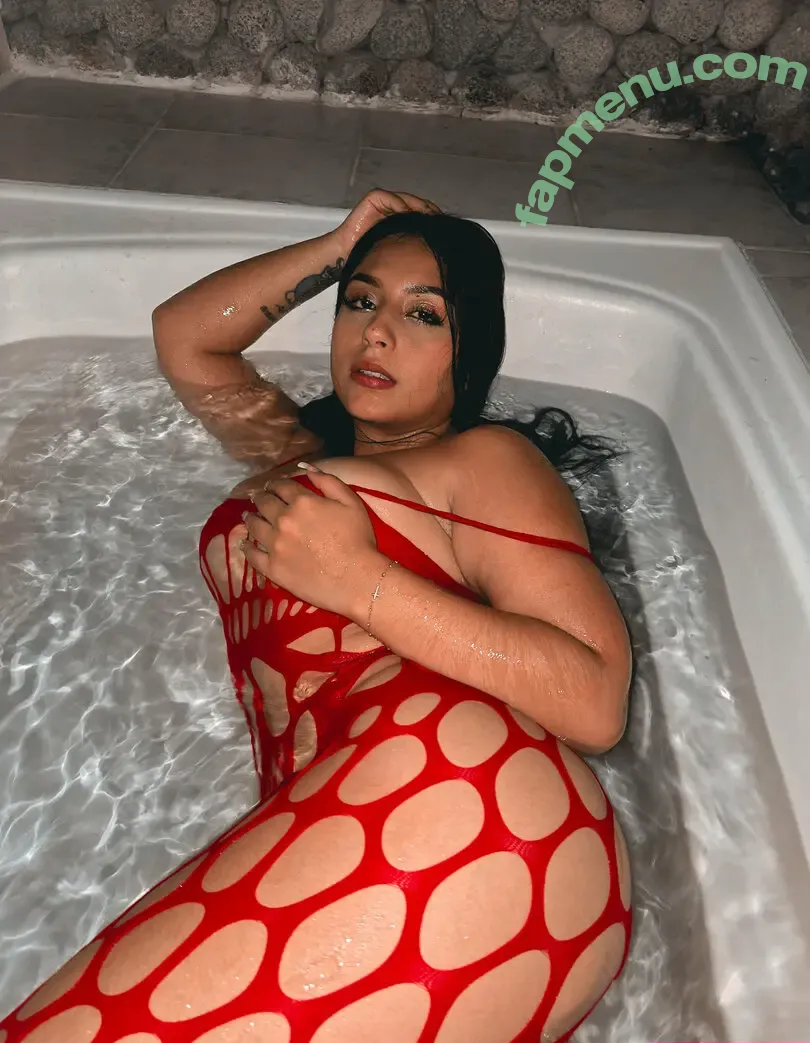 thaliarestrepo nude photo #0043 (thaliarestrepo_)