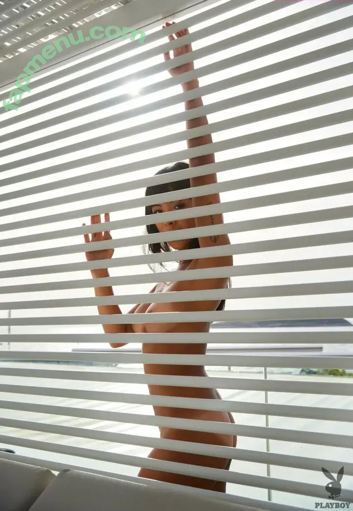 Than Nhan Hoang nude photo #0017 (Than Nhan Hoang)