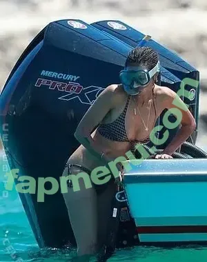 Thandie Newton / ThandiweNewton / dropitlikeitstot / thandiwe.newton nude photo #0170